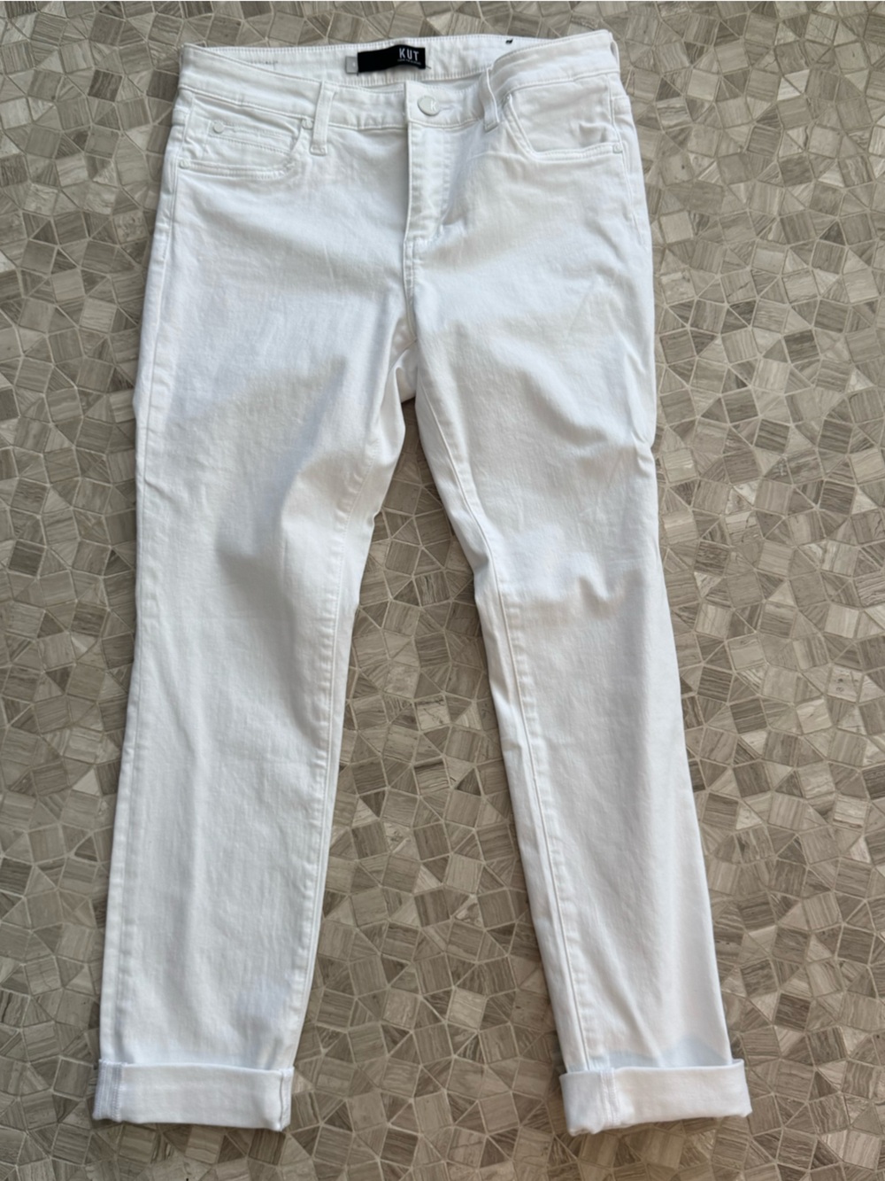 Kut from the Kloth White Slim Crop Catherine Jeans, Size 4